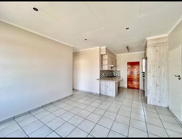 3 BEDROOM HOUSE FOR SALE IN NGWENYA RIVER ESTATE